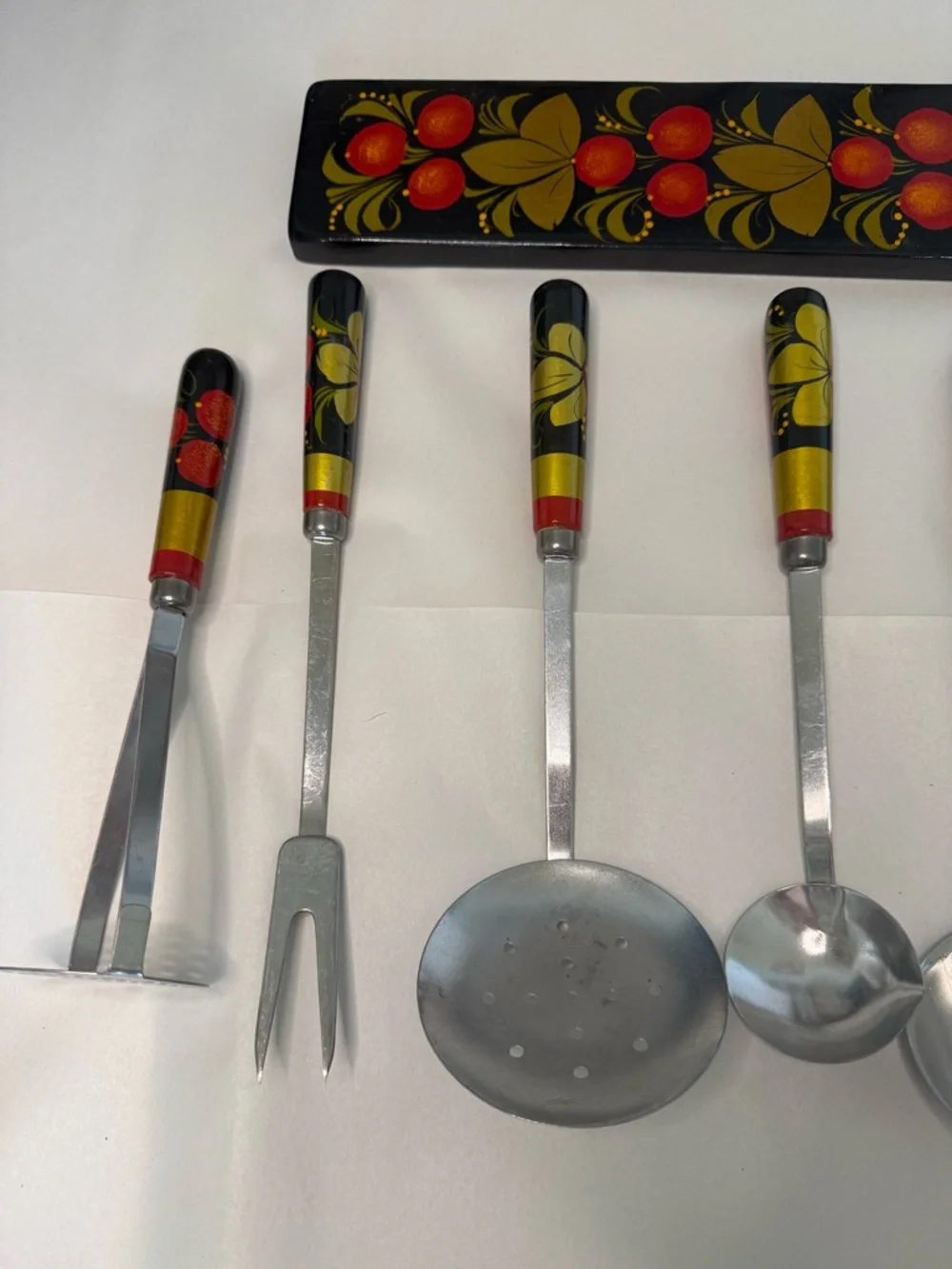 Khokhloma Assorted Kitchen Utensil Set of 7 Items hand painted Floral